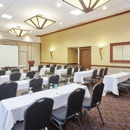Holiday Inn Chicago Matteson Conference Center, An Ihg Hotel Екстер'єр фото